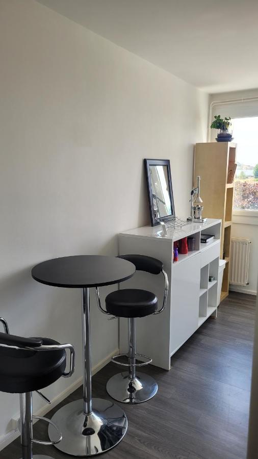 Appartement Lumineux Cholet Ngoại thất bức ảnh